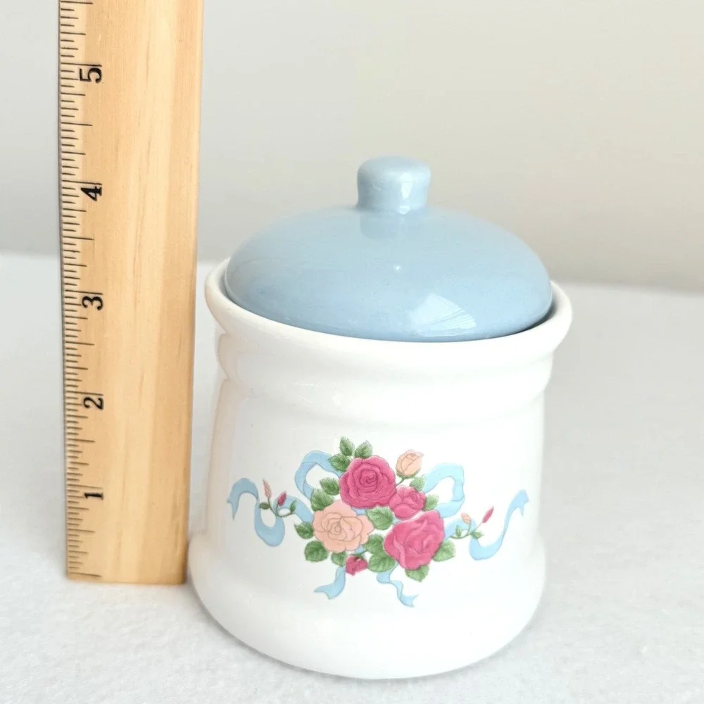 Floral Rose Musical Ceramic Canister White Blue Ribbon Cottagecore 5